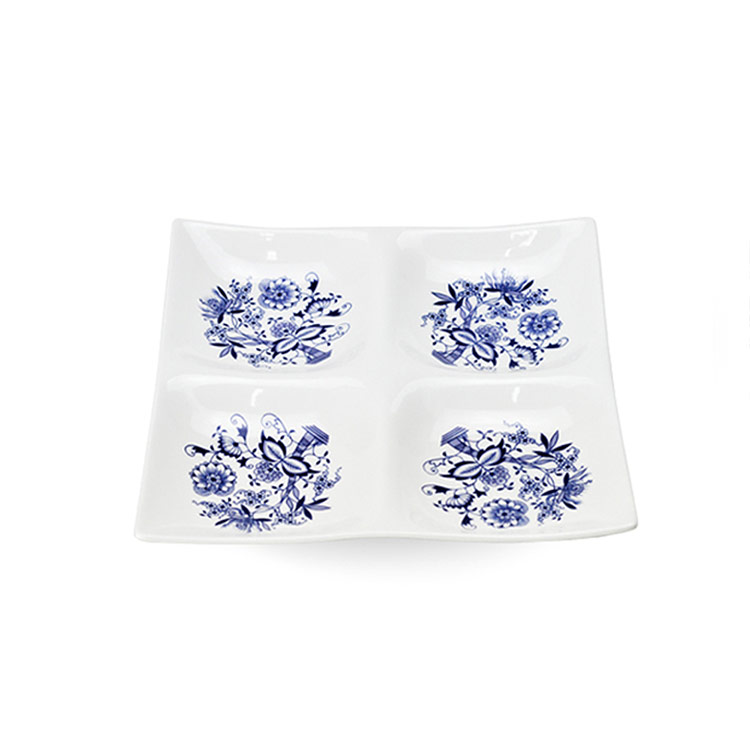 쯔비벨무스터 사각 4절 나눔접시 중형 1p 50,000원