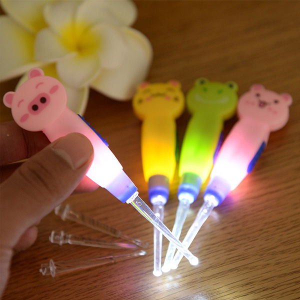 아이용 귀이개 동물모양 조명 귀청소기 세트 1,670원