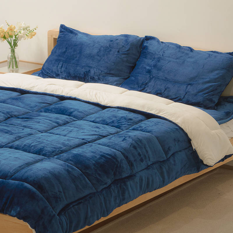 자시스 포근에어 플란넬 극세사 밀크터치 차렵이불 + 패드 + 베개커버 세트 98,970원