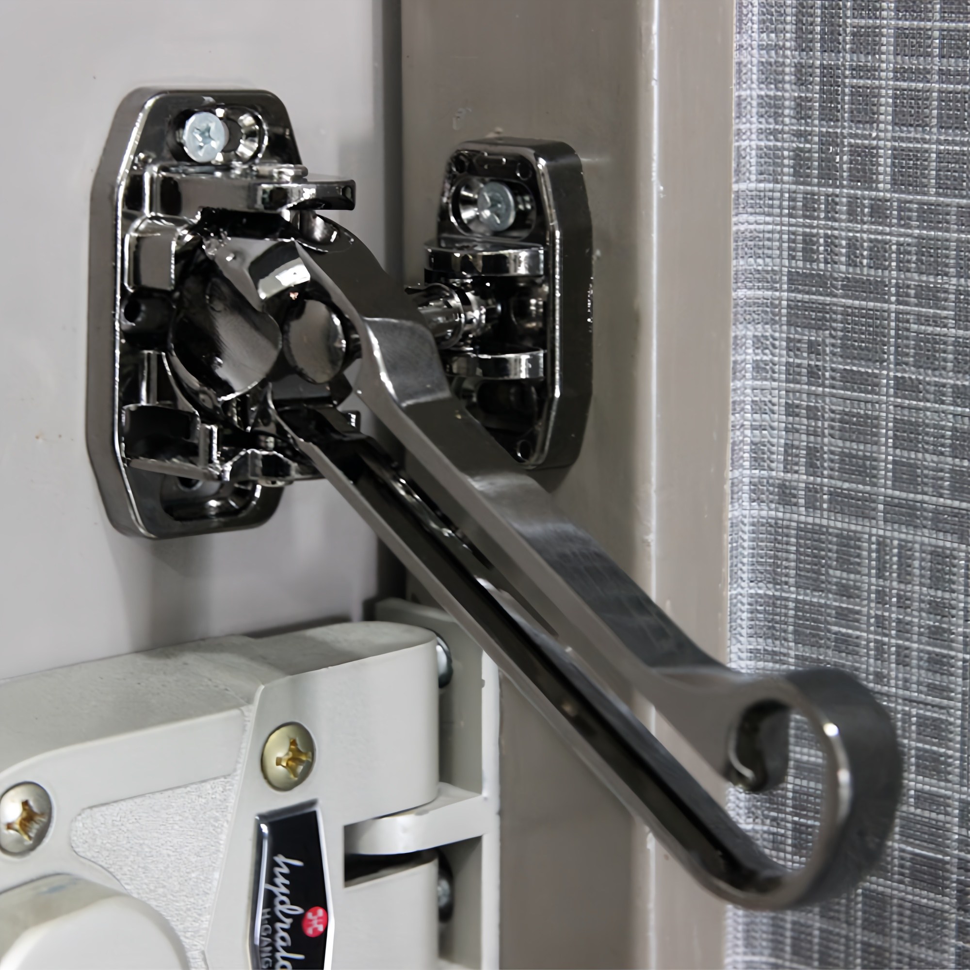 다다몰 빗장쇠탱크 블랙 안전고리 현관문 잠금장치 이중잠금 14,470원