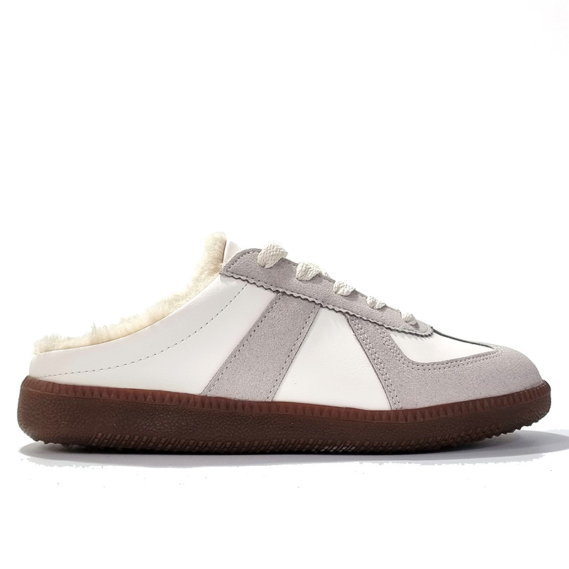 겨울 운동화 털 슬리퍼 국산 독일군 뮬 스니커즈 방한슬리퍼 캠핑신발 여성 남성 커플 블로퍼 털운동화 운동화뮬 털슬립온 털로퍼 39,900원