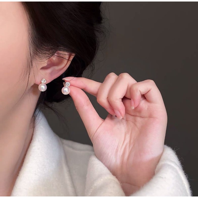 뤼에흐 14K 도금 큐빅 담수진주 귀걸이 웨딩 혼주 승무원 데일리 18,580원