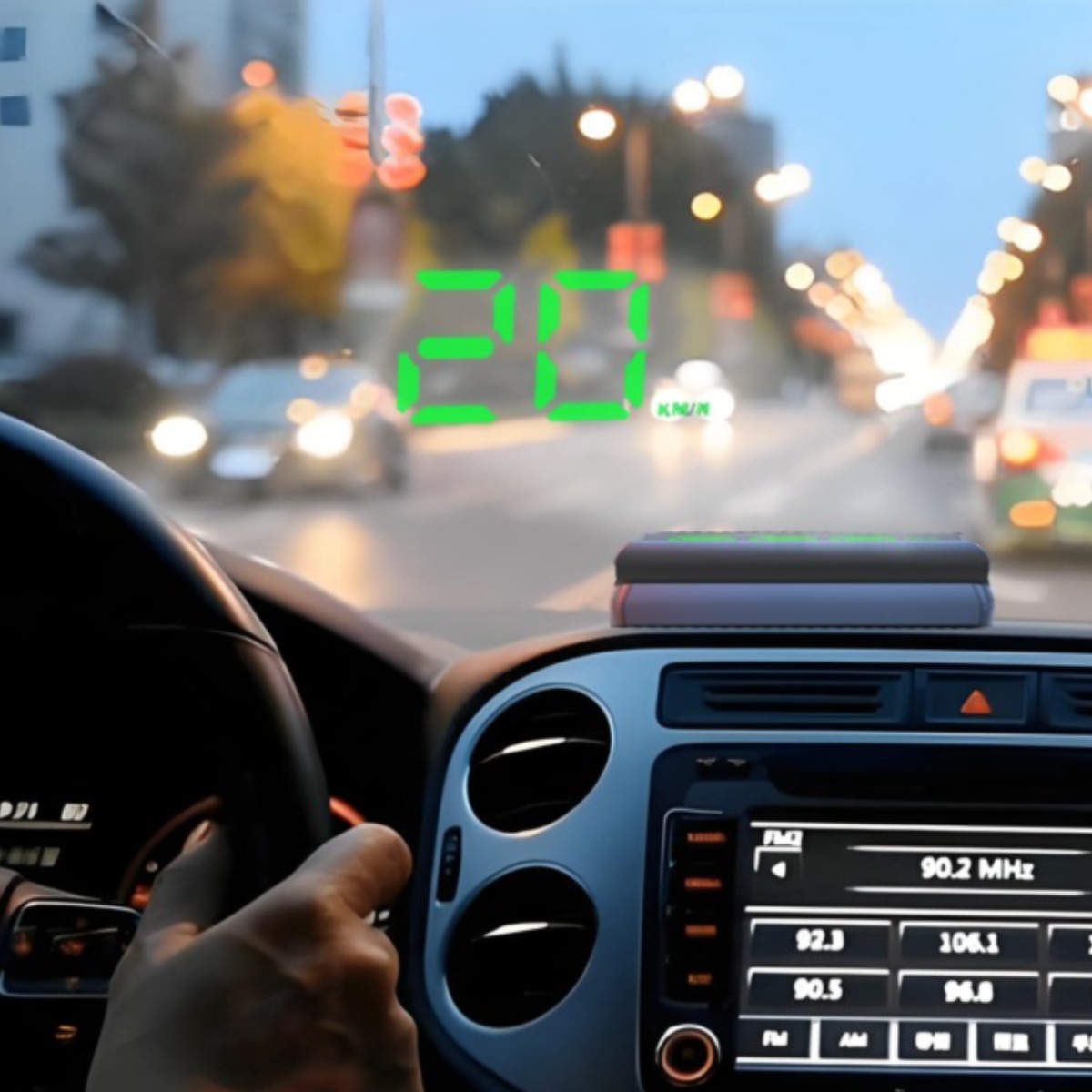 자동차 헤드업 디스플레이 거치대 차량용 HUD 고화질 실시간 속도계 티맵 연동 간편 설치 안전 운전 보조 장치 겸용 계기판 벌금예방 모든 차종에 알맞다, 1개, 검정색 24,800원