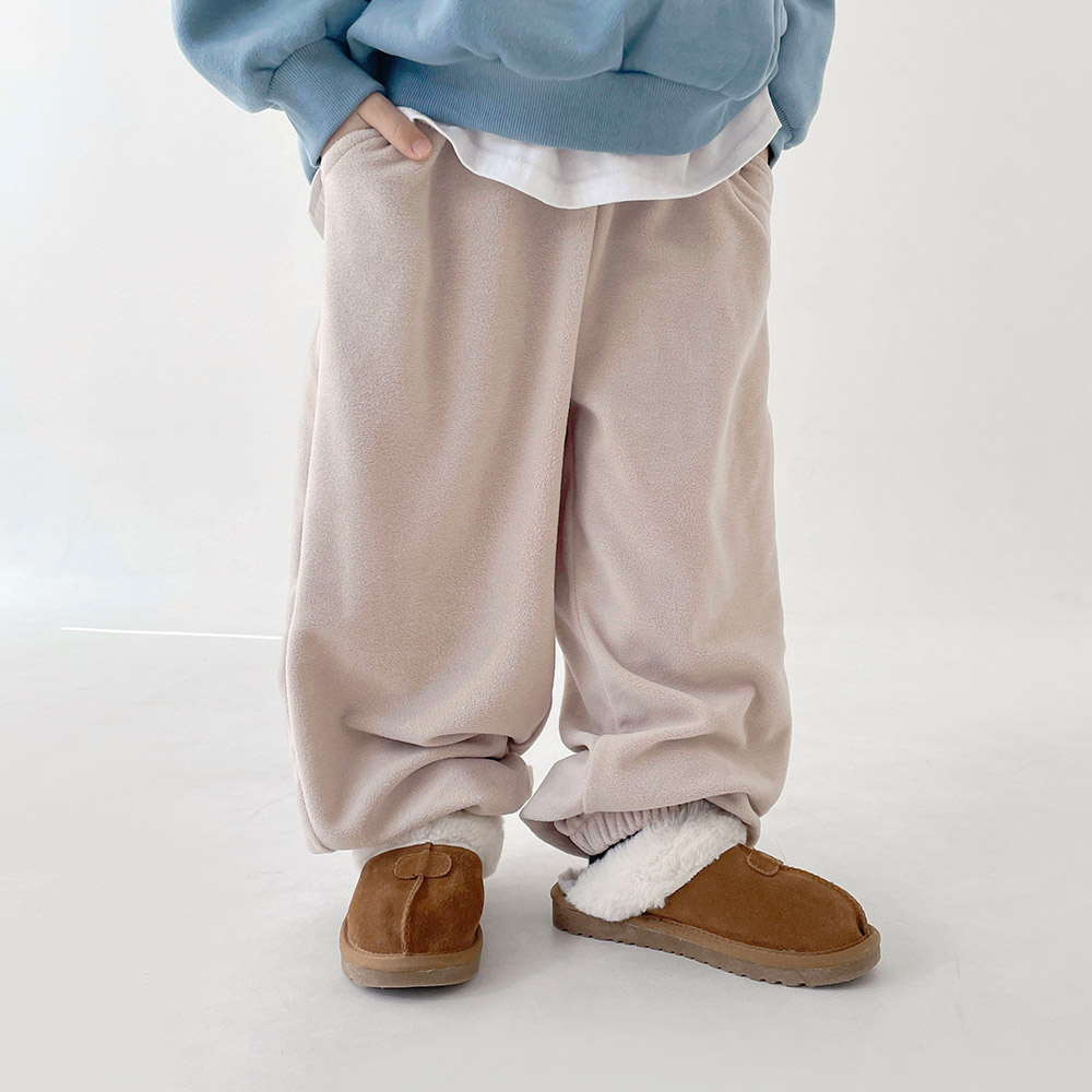 베리클로젯 주니어 아동용 뭉게 뭉게 기모 조거 팬츠 19,700원