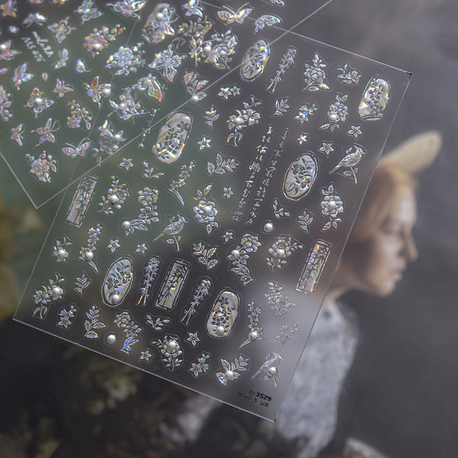 샵글로벌 토모니 크리스탈 다이아몬드 네일아트 스티커 나비 꽃 새 3종 7,600원