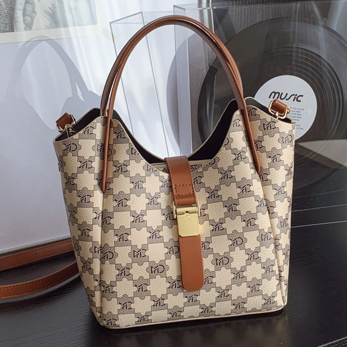 여성 숄더백 토트백 숄더백 데일리 패션가방 추천여성가방 장바구니 가방 49,900원