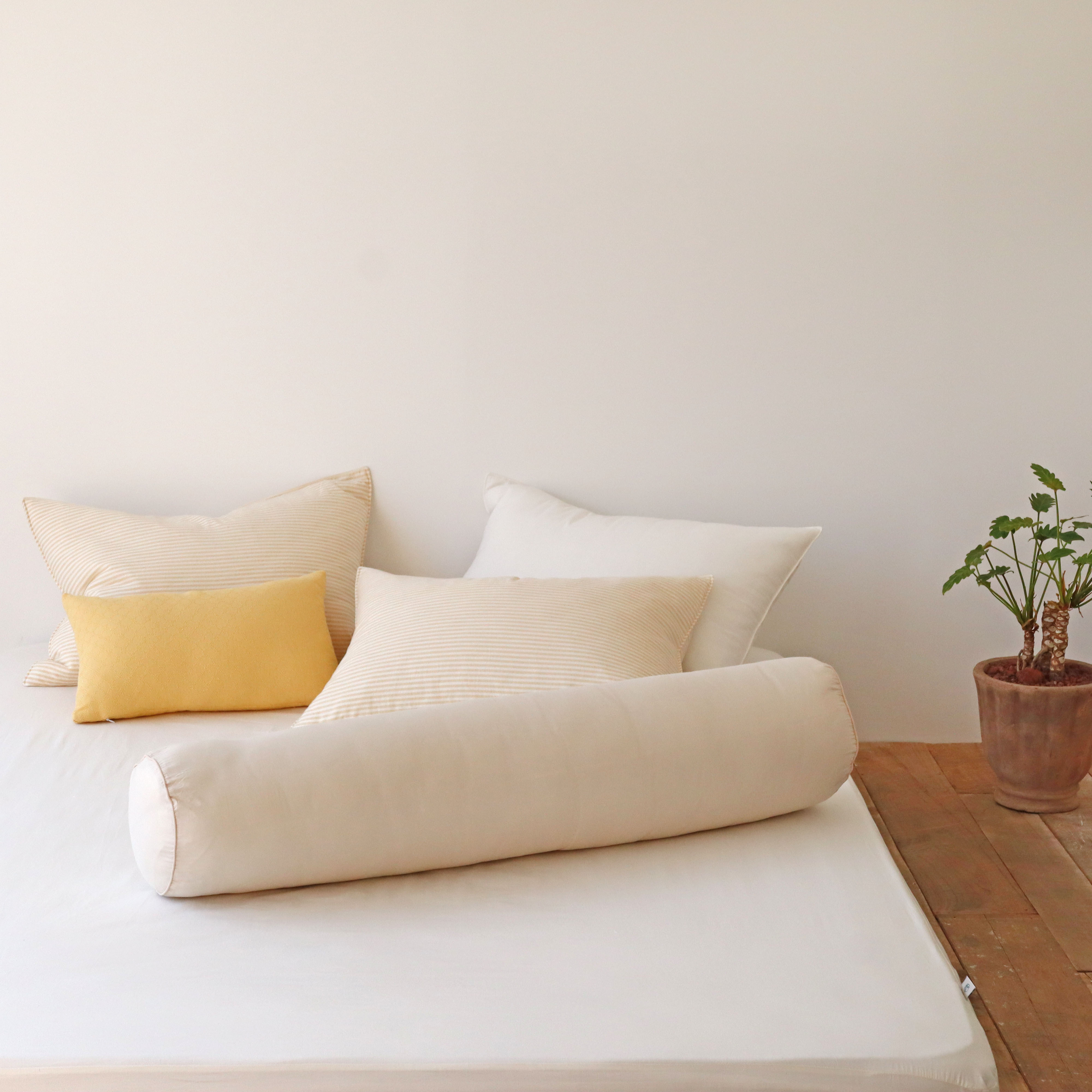 누블 데일리 60수 아사 순면 원형 롱쿠션 바디필로우 솜포함 17,810원