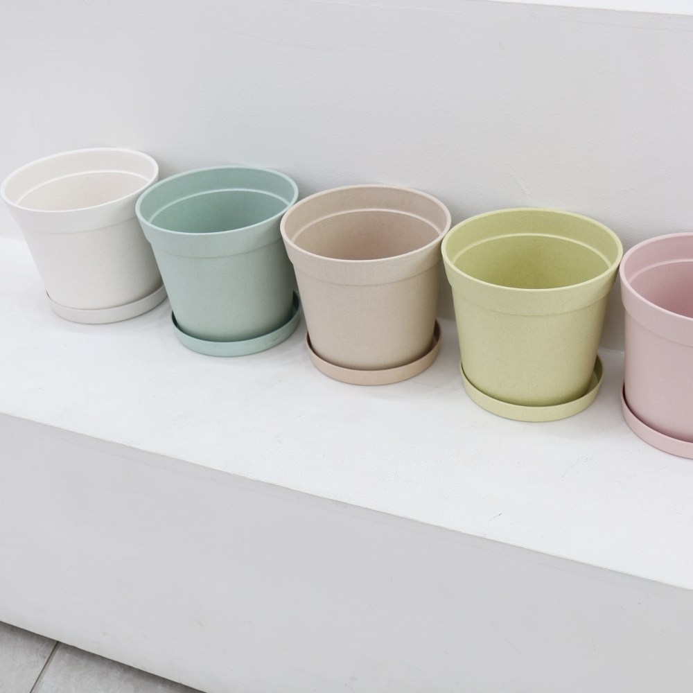 담따 플랜트 화분 베이직1호 미니 화분(플라스틱과 나무의 융합으로 만든 새로운 화분	) 1,800원