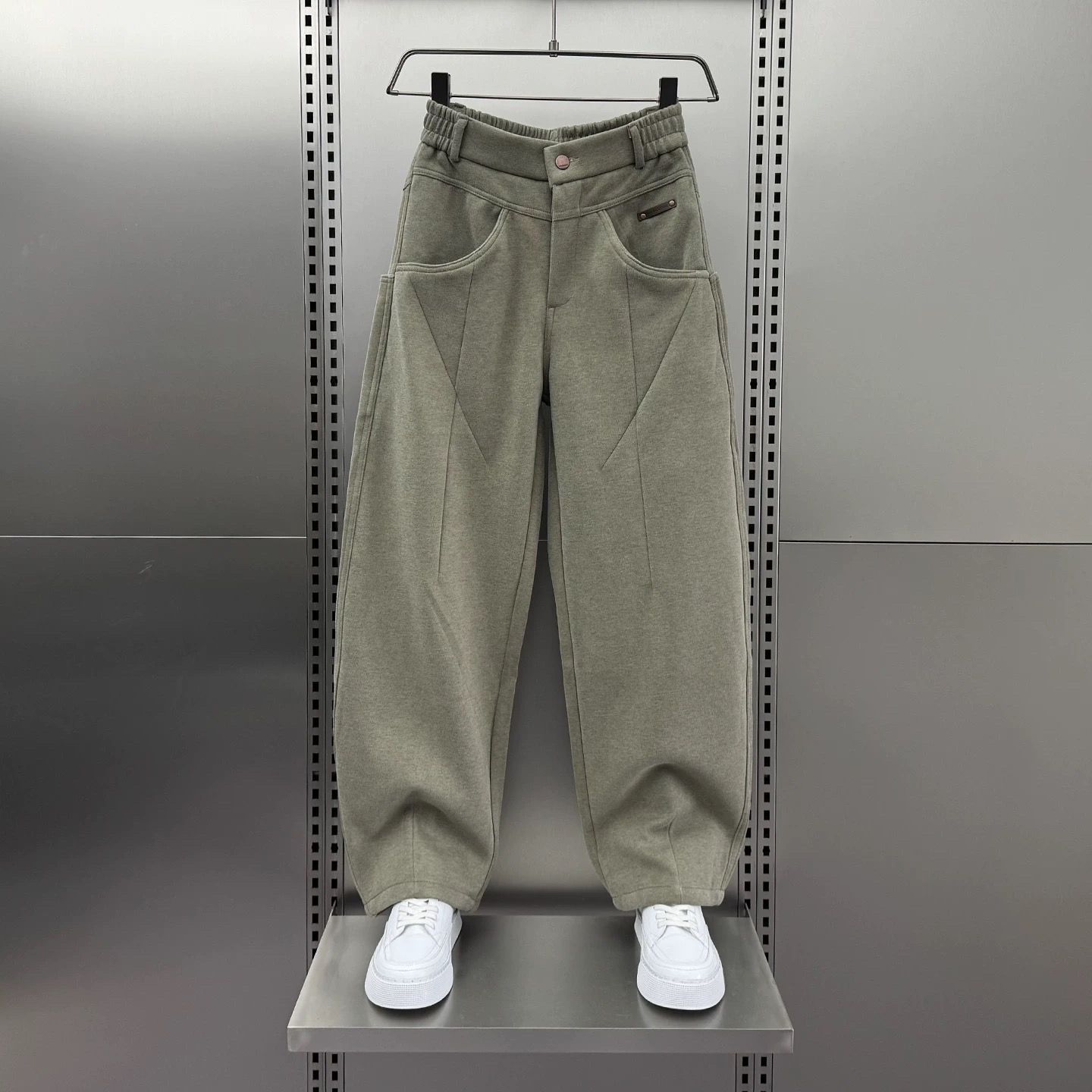 녕동 남성 와이드 조거 팬츠 캐주얼 도톰한 트레이닝 바지 슬랙스 데일리룩 65,800원