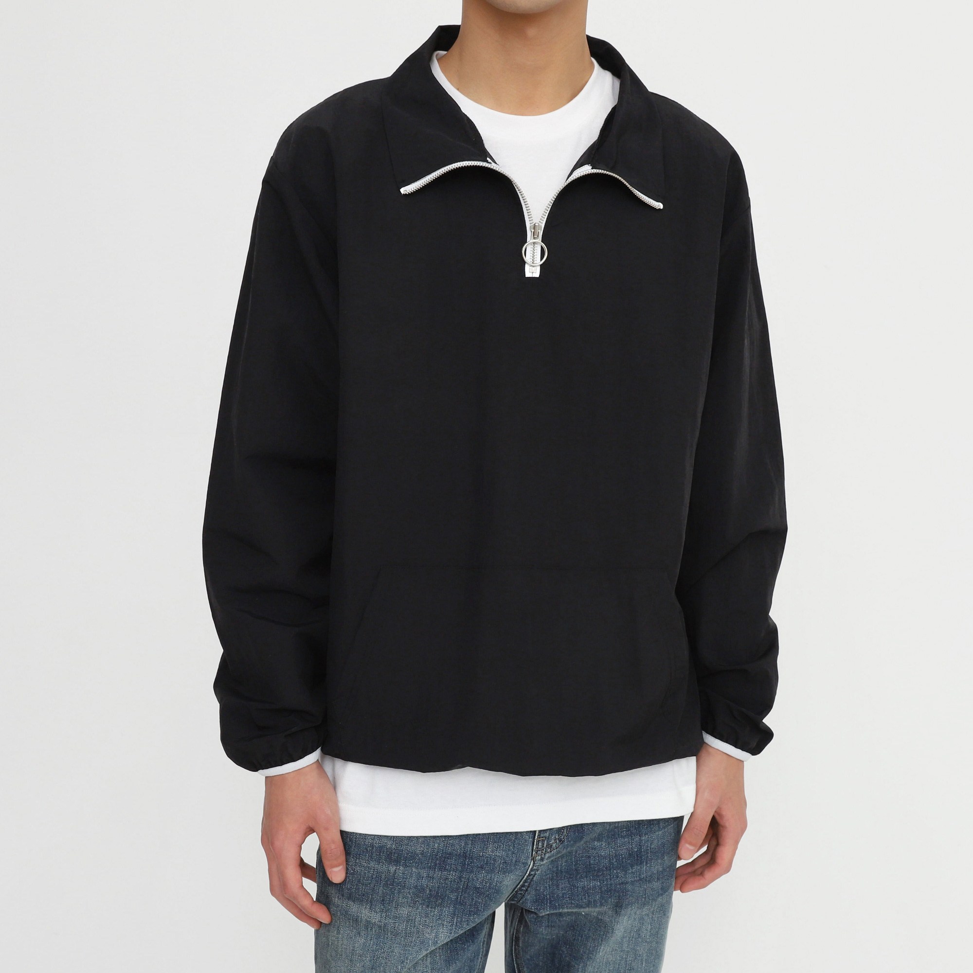 더베이직샵 남녀공용 타슬란 방풍 세미오버 경량 아노락 집업 바람막이 29,800원