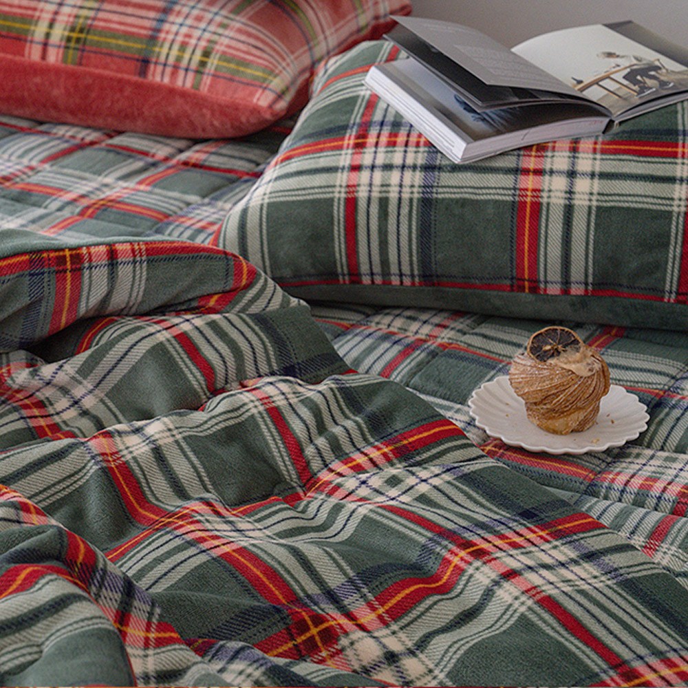 수젠하우스 밀키체크 밀크 극세사 이불 84,000원