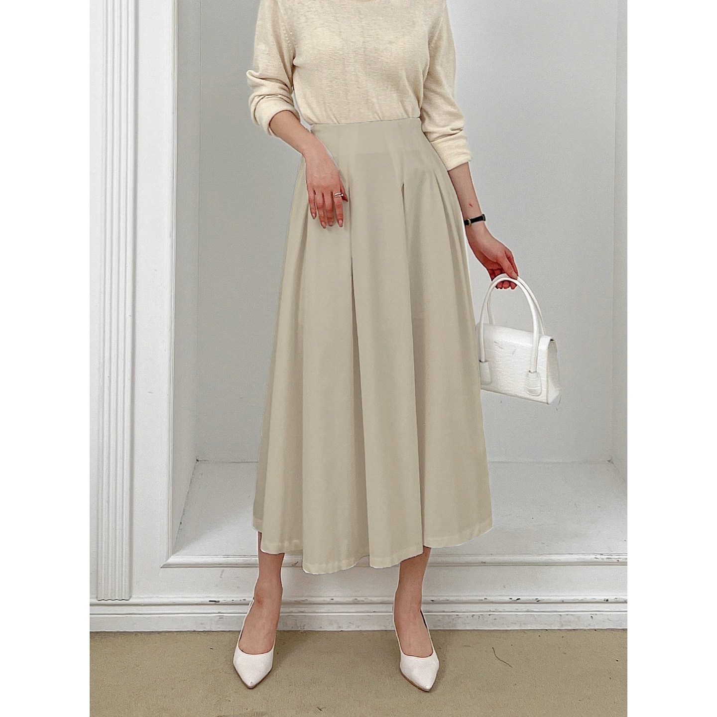 우아글로벌 핀턱 주름 플레어 플리츠 롱스커트 23,900원