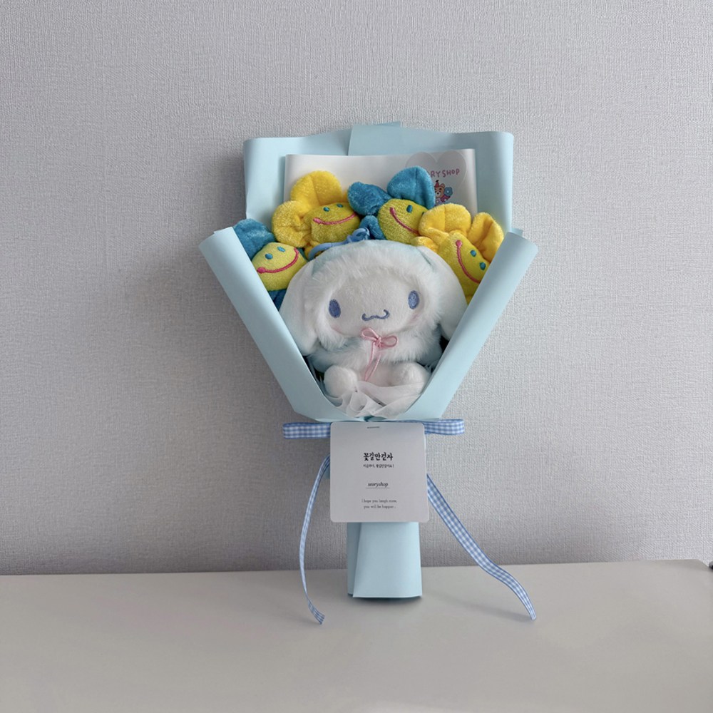 산리오 컬러망토 가방고리 키링13cm 스마일꽃4송이 인형꽃다발 졸업선물 생일선물 졸업식꽃다발 17,500원
