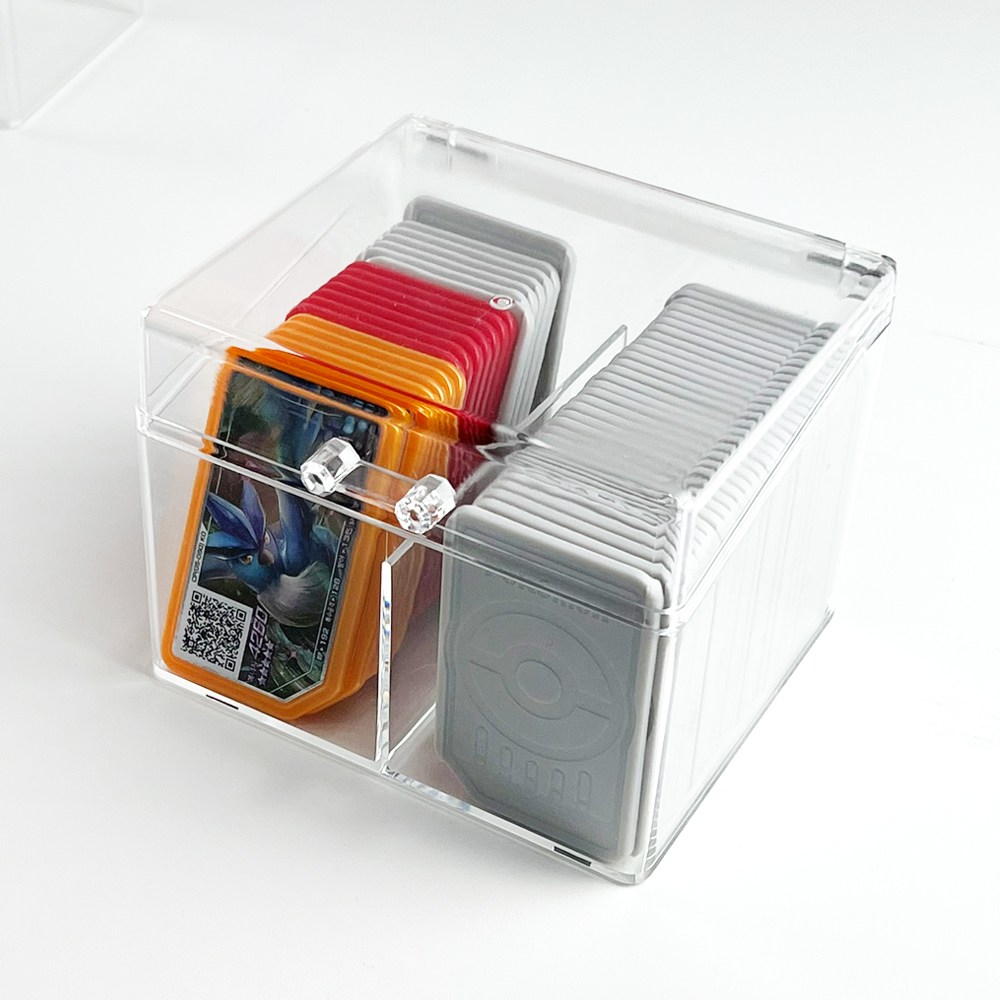 이지유 투명 포토카드 수납함 아크릴정리함 칸막이 포켓몬 다꾸 도무송 키링 탑로더 보관 케이스, 1개, 투명 2칸 7,800원