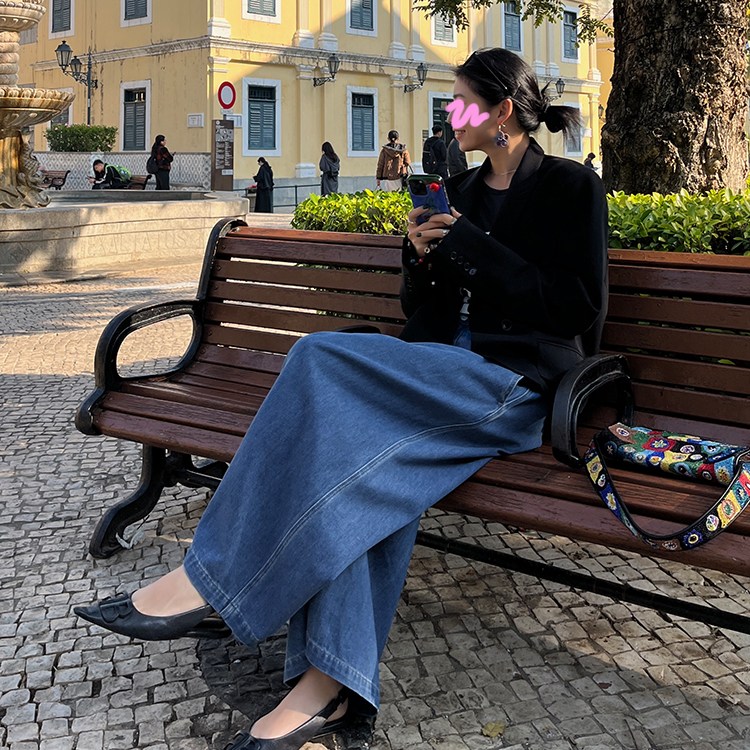 퀸앤조이 여성 봄 여름 가을 빅사이즈 와이드 뒷밴딩 데님 팬츠 루즈핏 데일리 치마바지 제니스 56,800원