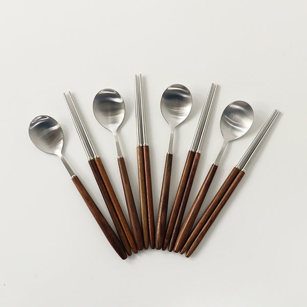 벨류세라믹 디니스 월넛 우드 한식 수저 4인 세트 8P 50,600원