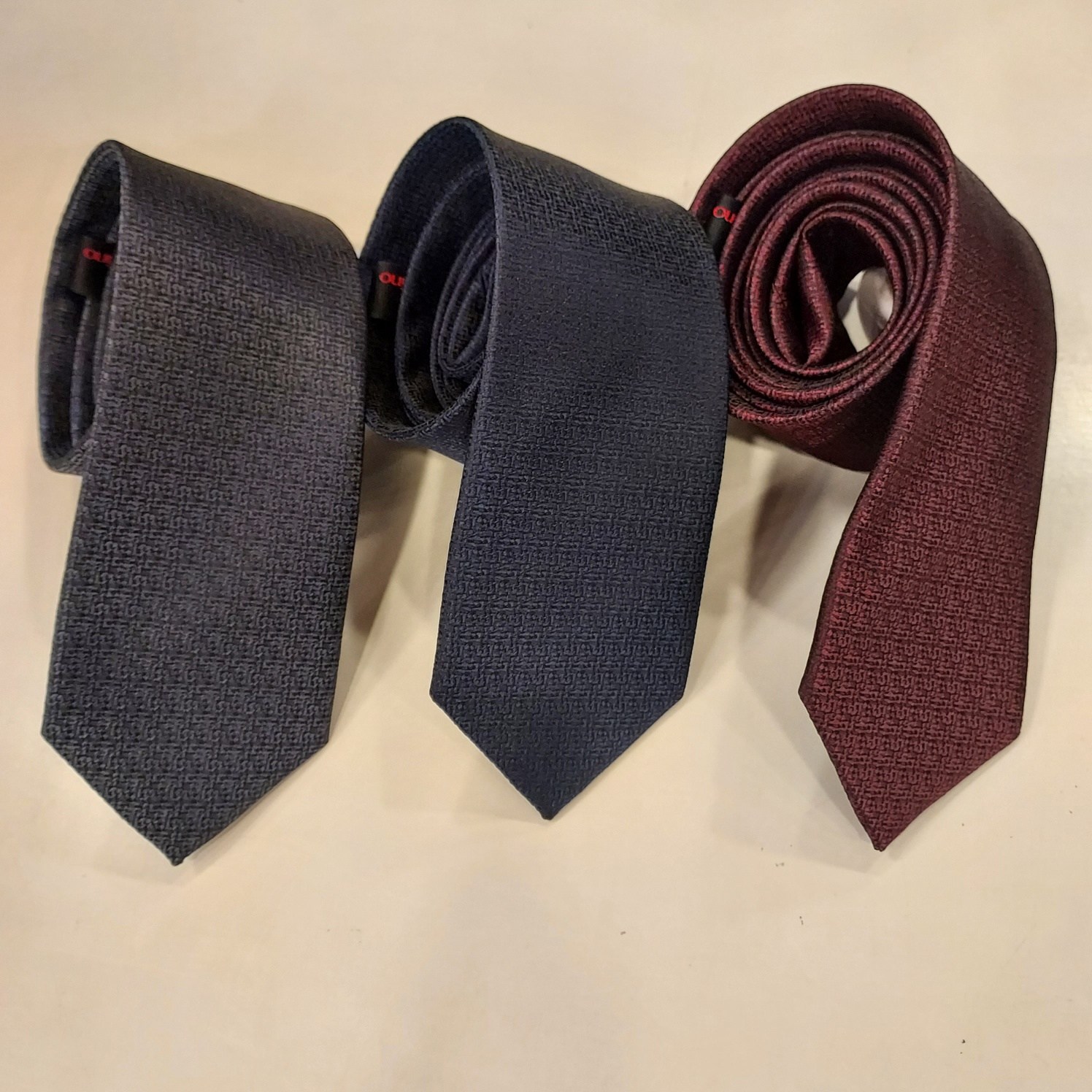 뉴코아창원 로베르따 최신상특가!!깔끔 세련 멋진 면접용&하객룩,데일리룩 솔리드 슬림넥타이 18,900원