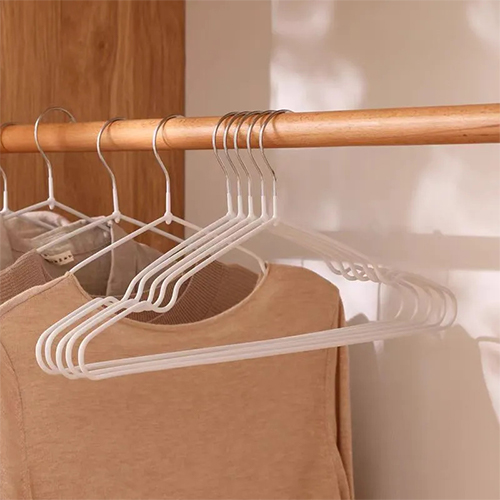 그리에티 코팅 논슬립 철제 옷걸이 10,900원