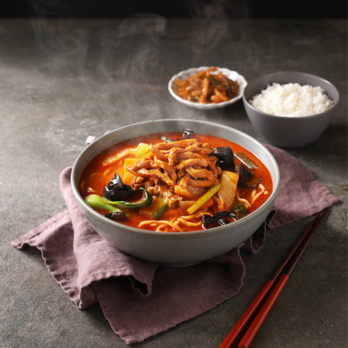 미인중식 홍야 고기짬뽕(소스2+중화면2), 1.26kg, 1세트 10,900원