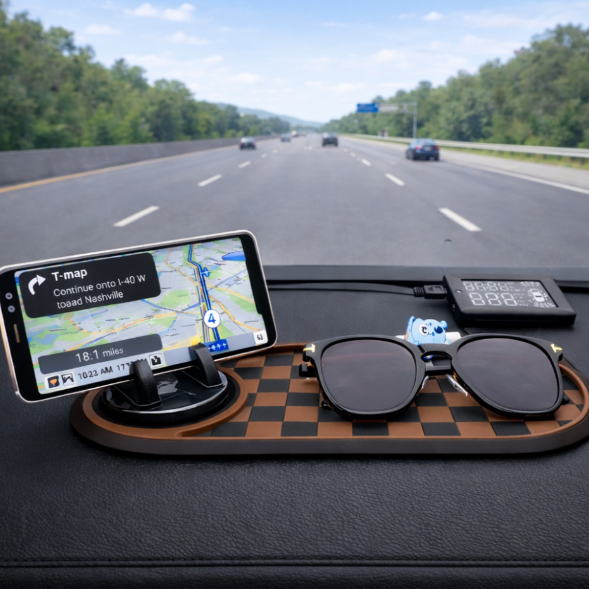 모드인 미끄럼방지 다용도 차량용 핸드폰거치 논슬립패드, 블랙+브라운, 1개 12,000원