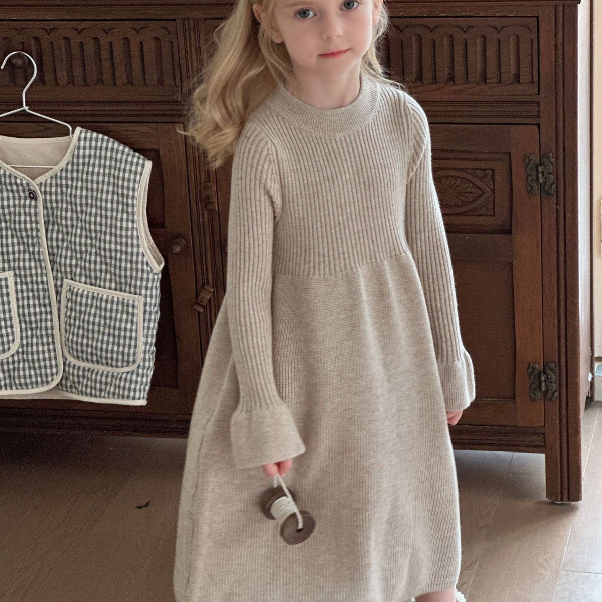 [PONYOEUNO] 포근한 골지 니트 아동 원피스 여아 니트롱원피스 겨울 데일리룩 17,800원