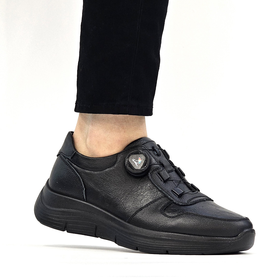 아놀드파마 캐주얼 다이얼 워킹화 남자 경량 발편한 쿠션 운동화 푹신한 사계절 컴포트 신발 59,800원