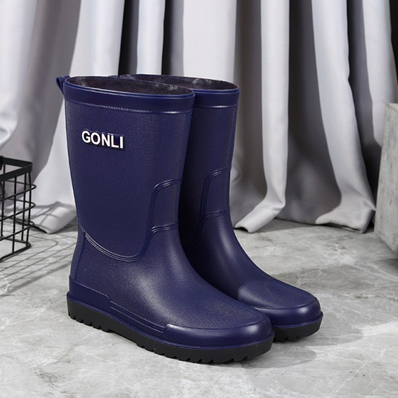 남성용 패션 미디움 레인부츠 미끄럼방지 두꺼운 내구성 평창 여름 장화 18,800원