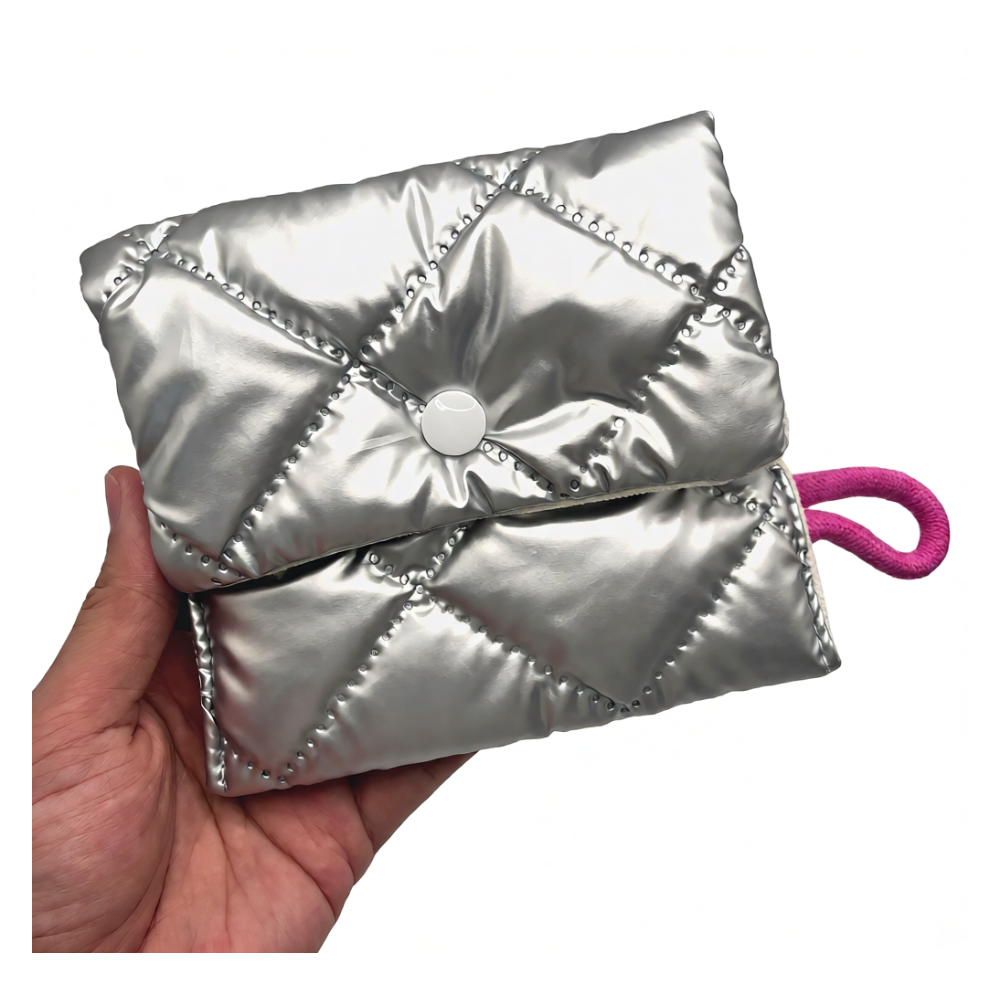 오디너 휴대용 실버 퀼팅 미니 파우치 화장품 생리대 다용도 13,200원