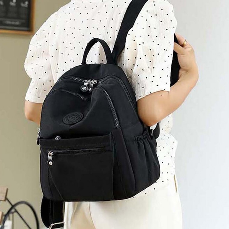 B-3 여성용 초경량 백팩 가벼운 생활방수 가방 20,250원