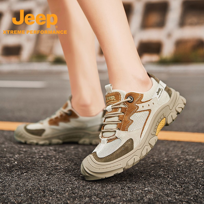 지프 여성신발 아웃도어 미끄럼방지 방수 트레킹화 여자 운동화 78,900원