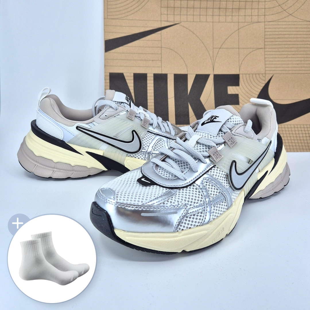 나이키 V2K 런 남성 여성 운동화 런닝화 서밋화이트 메탈릭실버 + BRANX 양말 139,000원