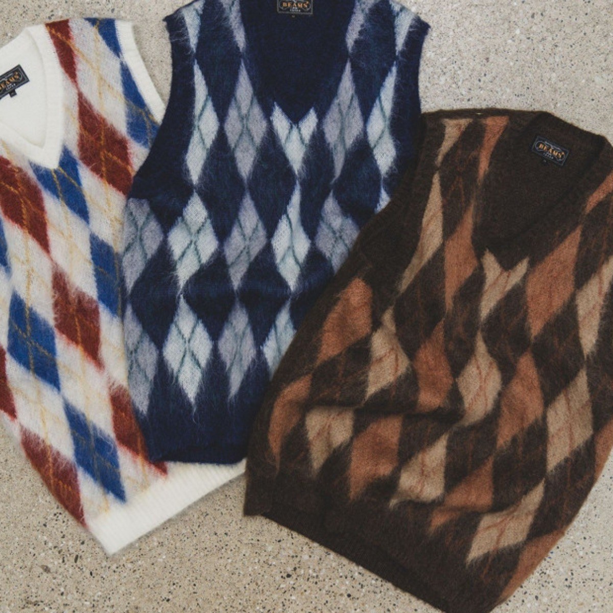 빔즈 BEAMS PLUS 니트 베스트 더블 자카드 아가일 모헤어 조끼 149,900원