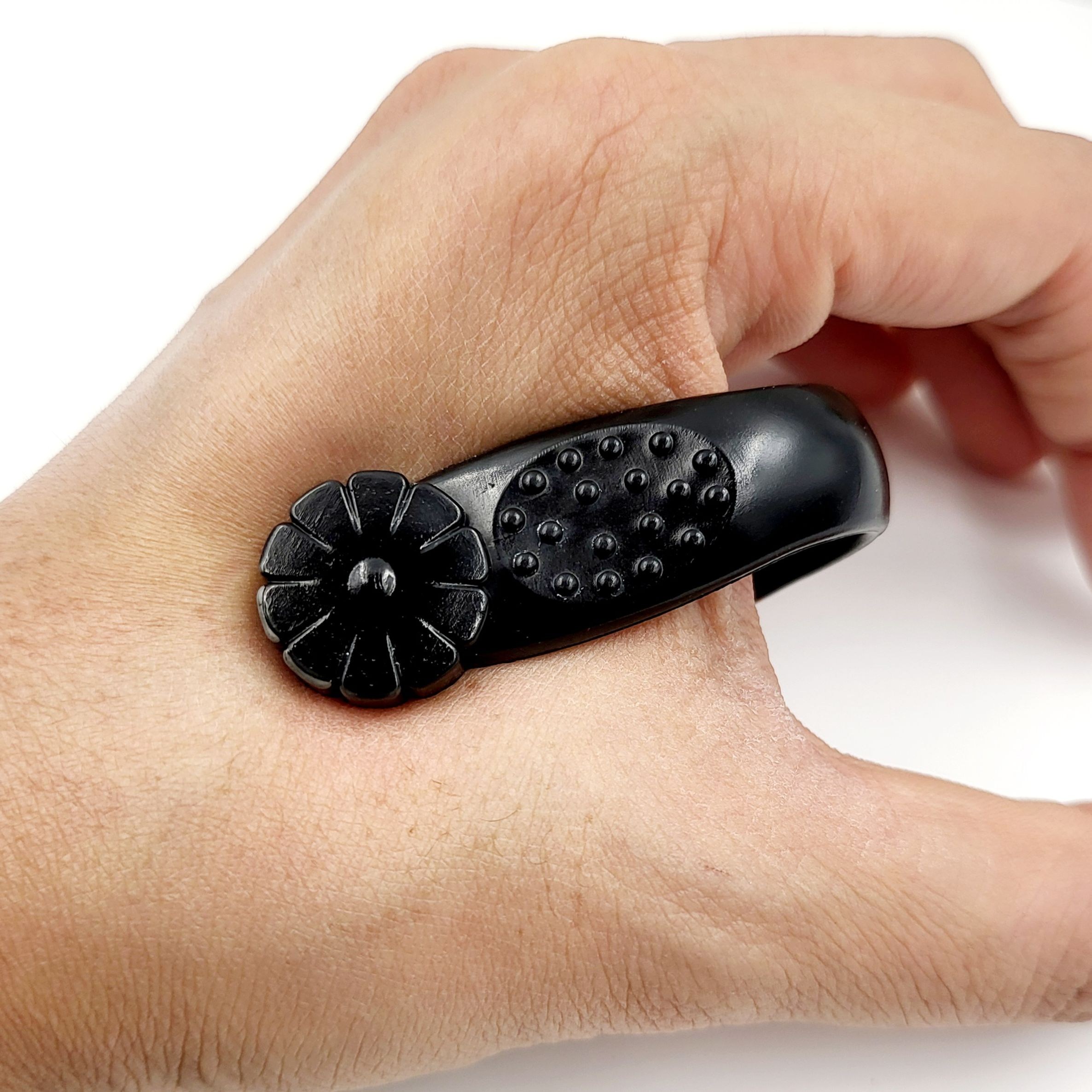 디어바디 합곡혈 지압기 손바닥 마사지기 소화불량 체했을때 1,630원