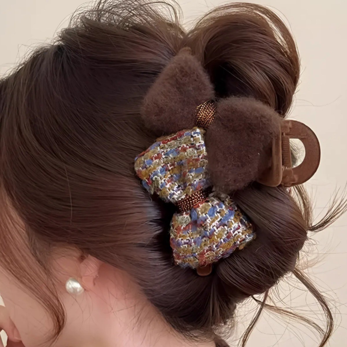 COCOMONSTER 프리미엄 벨벳 리본 올림머리 헤어 집게핀 반머리 집게핀 13cm 16,000원