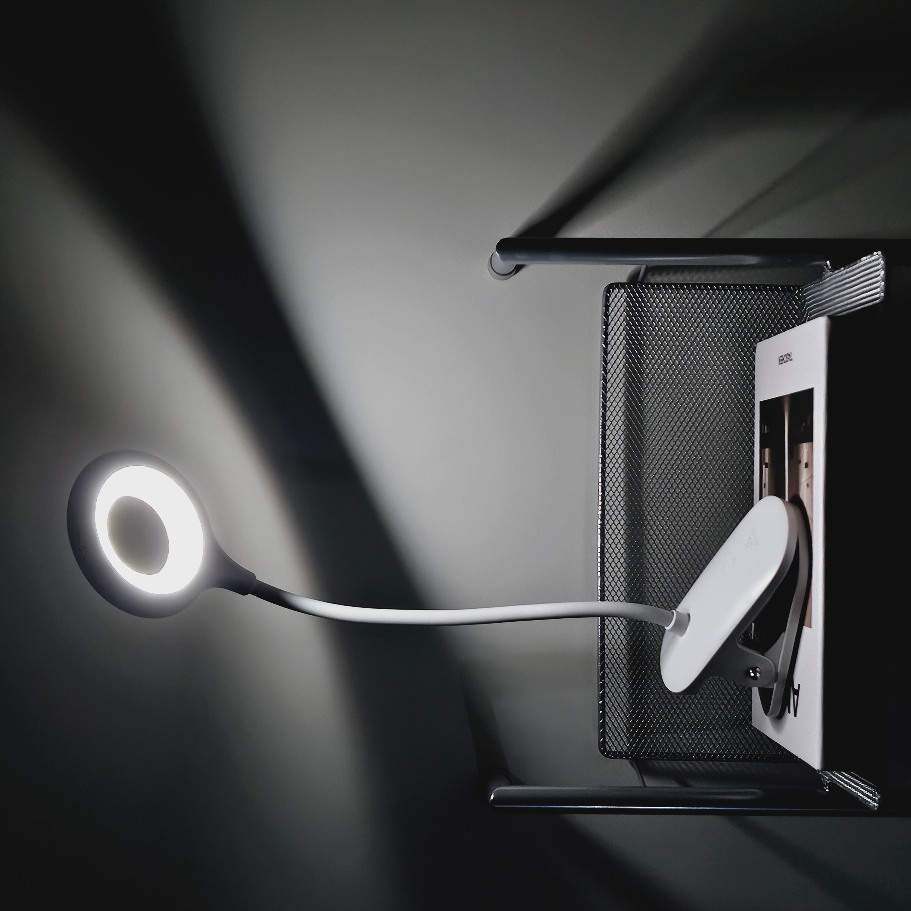 메리토 오브 무선 클립형 LED 스탠드 터널형 17,580원