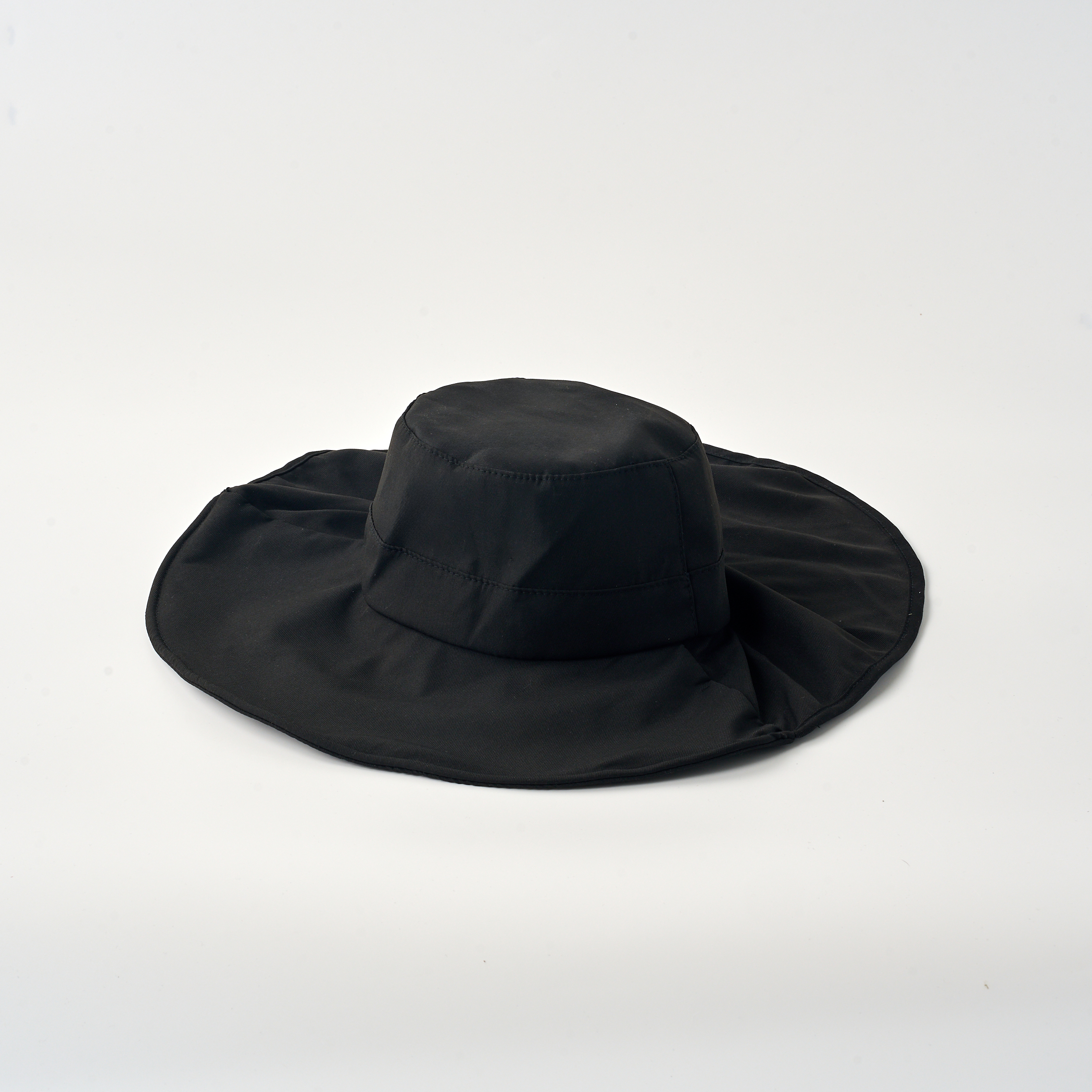 모던하우스 자외선 완벽차단 플랩캡 11,400원