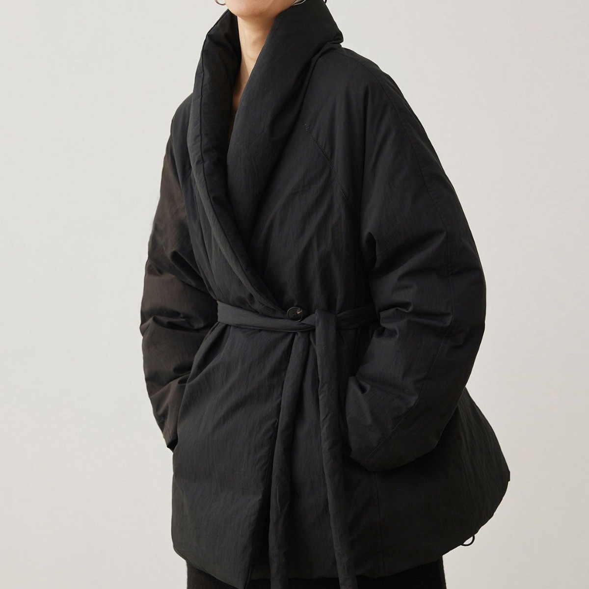 퀸앤조이 겨울 여성 패딩 점퍼 아우터 루즈핏 데일리 캐주얼 숄카라 웰론 방한 방풍 168,000원