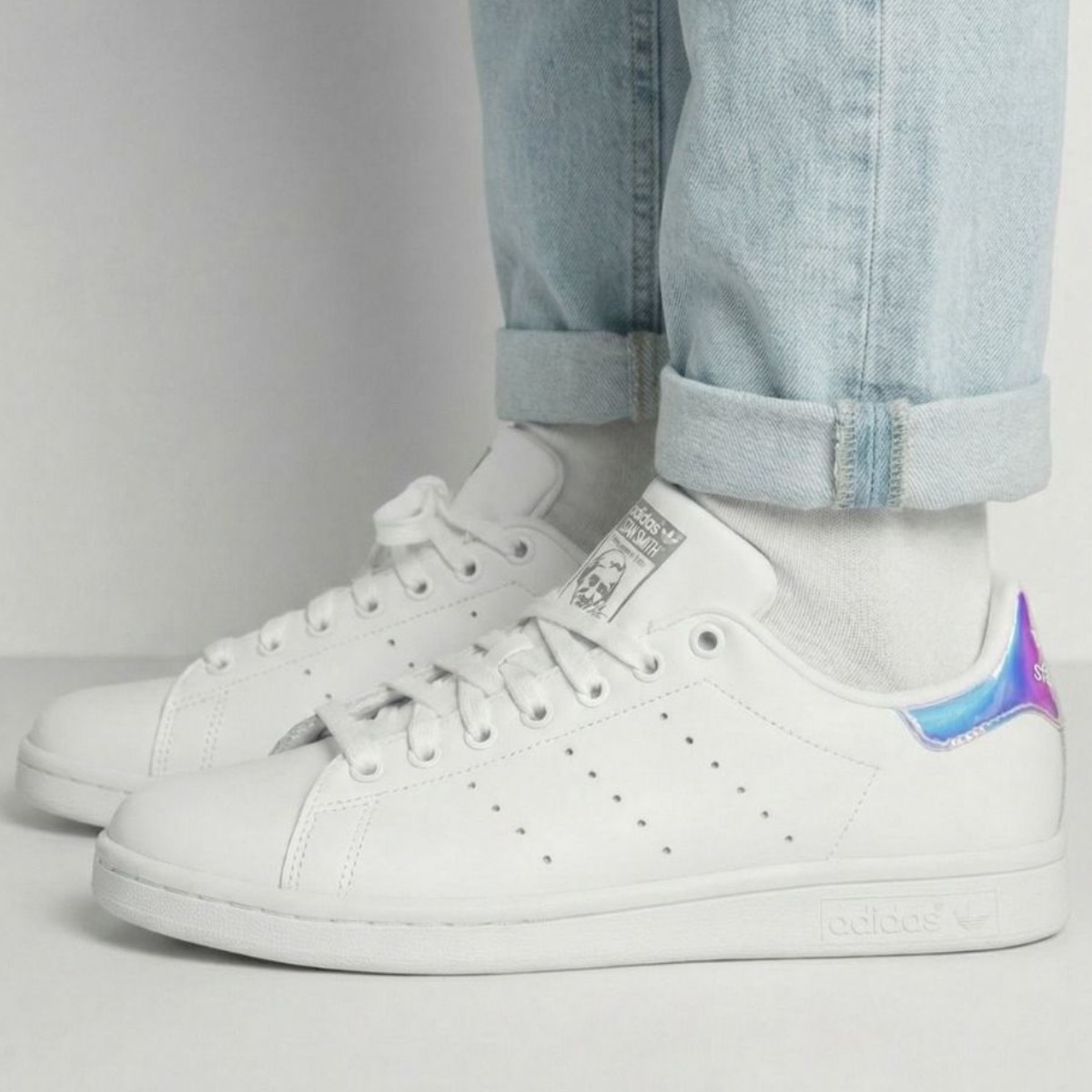 아디다스 스탠스미스 여성 운동화 화이트 가죽 스니커즈 주니어 단화 학생 신발 스포츠양말제공 46,000원