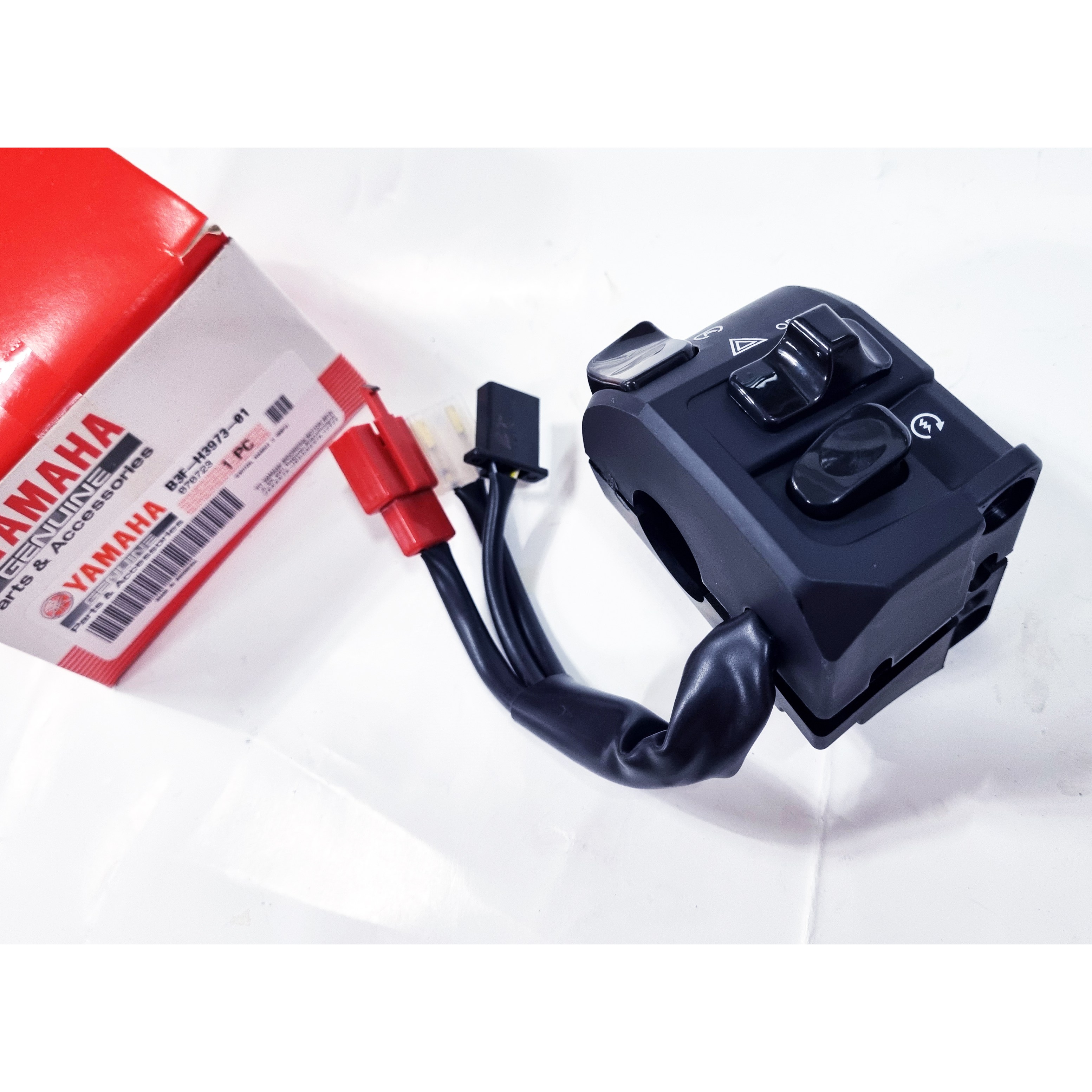 야마하 2021- NMAX 핸들 스위치, 우측 B3F-H3973-01 엔맥스 125/155 스타트 33,000원