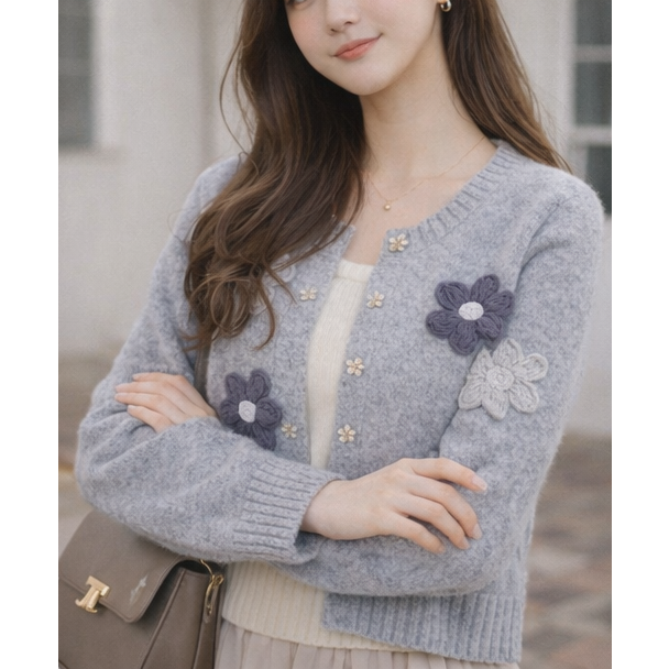 포리프 여성 플라워 라운드넥 니트 가디건 봄 가을 겨울 데일리 스웨터 36,000원