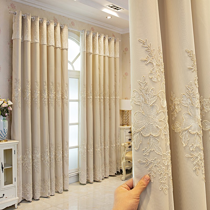 HAROO 아일렛형 유럽식 꽃말 커튼 거실암막 이중 자수 안방 커튼 2P 88,500원