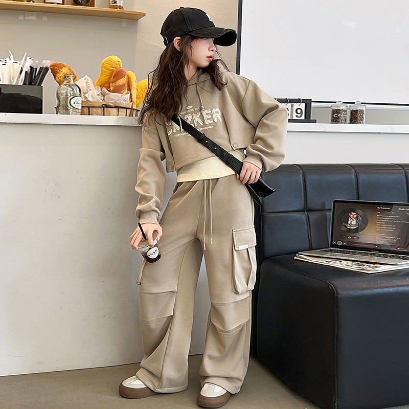 ZPEIZ 봄 가을 여아 주니어 세트업 후드 집업 + 탱크탑 + 카고 팬츠 세트캐주얼 스타일 상하복 세트 57,890원