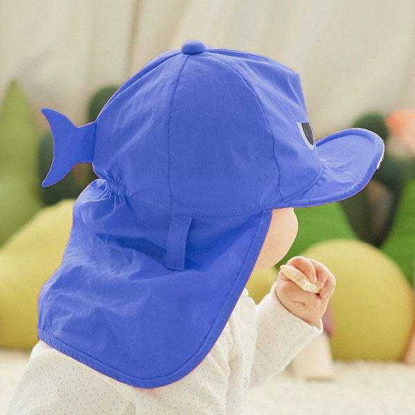 퍼니베베 상어 플랩캡 유아동 수영모자 12,900원