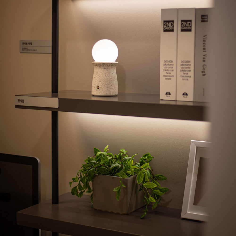 USB무선무드등 수유등 집들이 신혼부부선물 취침등 뭉클 비컨 67,900원