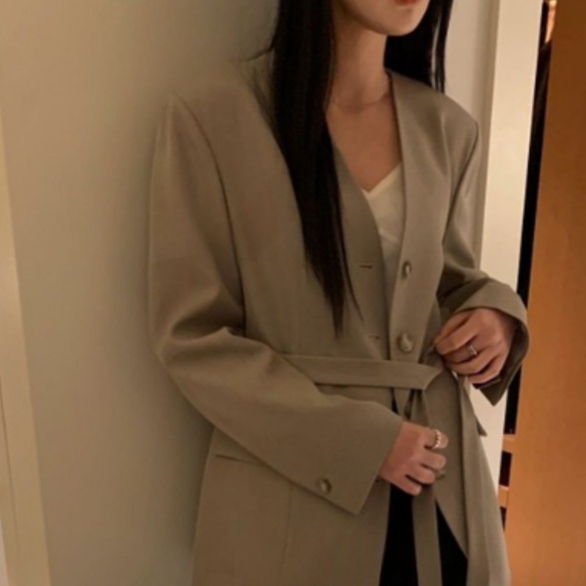 joy, begins - 르블랑 노카라 벨티드 자켓(2 color) 90,910원