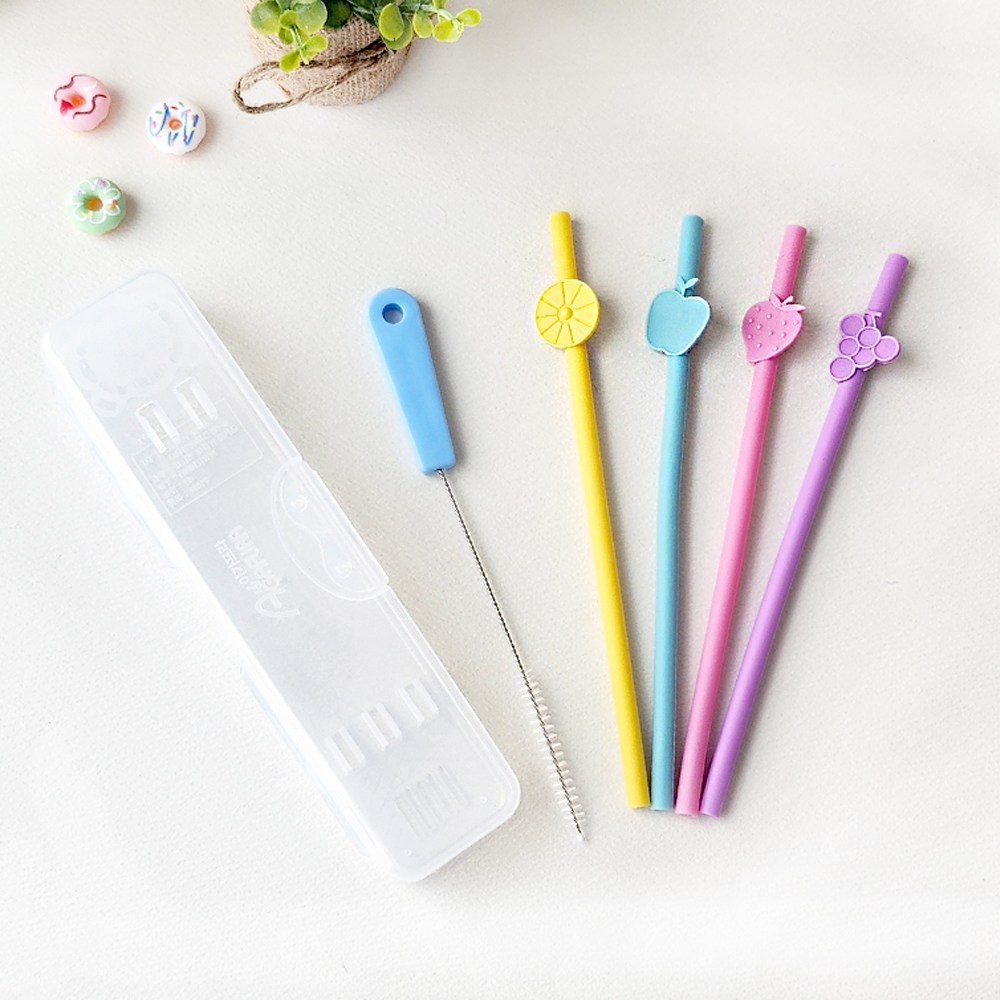 아가프라 과일 실리콘 빨대 랜덤발송 4p + 스트로우 세척 브러쉬 랜덤발송 + 보관 케이스 14,900원