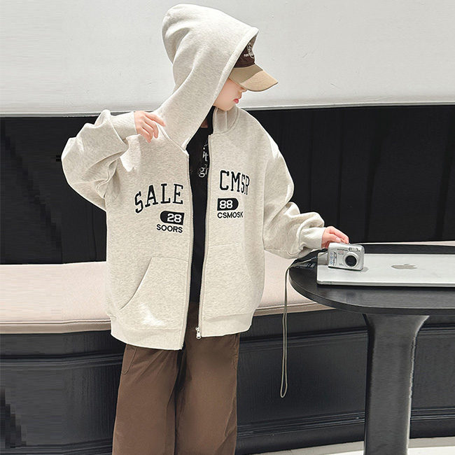 비비키드 초등생 신상 2888 레터링 후드집업 긴팔 외투 상의 초중생 주니어 여아 봄 가을 초등생 점퍼 (813) 37,800원