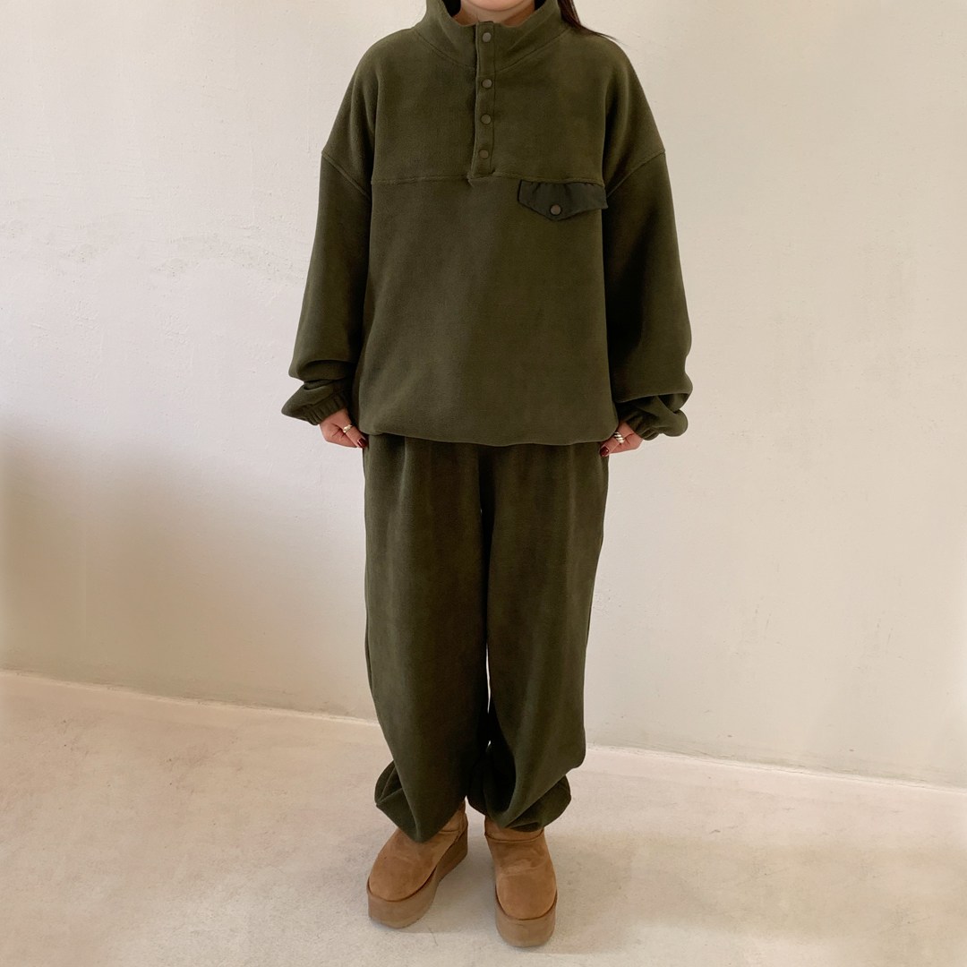 베럴댄나우 남녀공용 빅사이즈 기모 양털 후리스 반집업 맨투맨 & 조거팬츠 트레이닝복 세트 29,800원