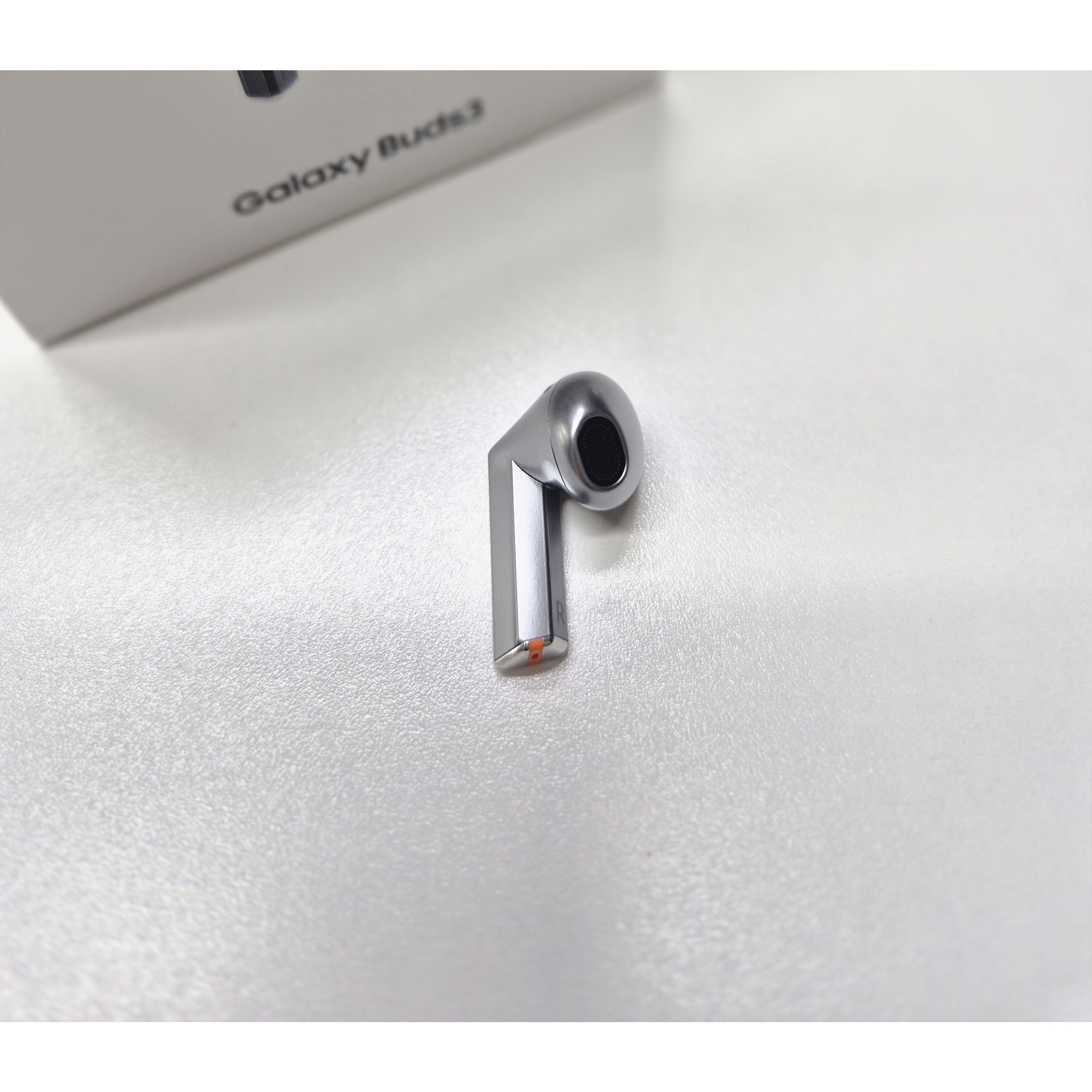 (미사용 새제품) 버즈3 실버 오른쪽 이어폰 단품 소분 SM R530 73,900원