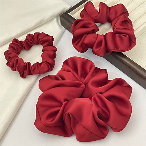 로시끌레르 벨루아 새틴 스크런치 3종 세트 10,200원